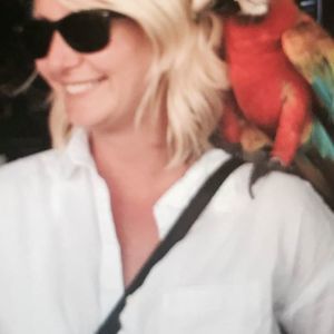 Meet your Posher, Elizabeth